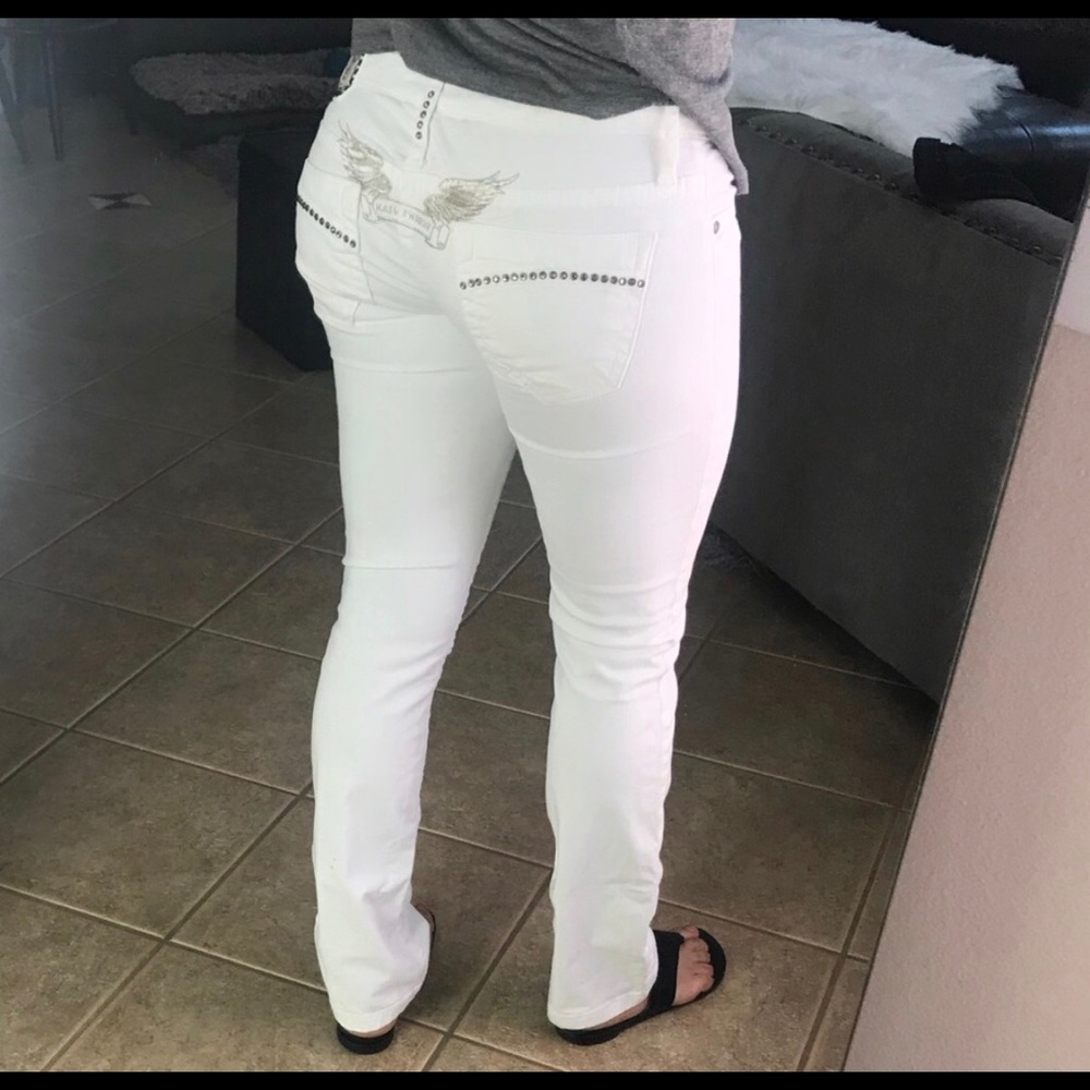 Robins Jeans